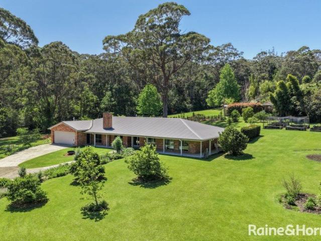 All the Space of Acreage, all the Convenience of Town