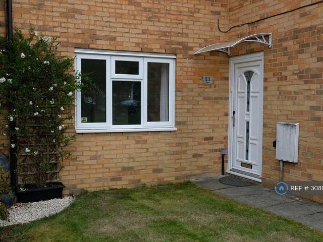 Allcot Close, Crawley, RH11 1 bed flat to rent £1,200 pcm £277 pw