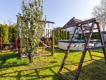Alle unter einem Dach! Mehrgenerationshaus #Garage #Pool