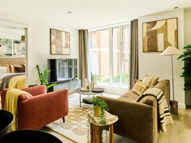 Allegro, 2 Exchange Square, The. 1 bed apartment to rent £1,175 pcm £271 pw