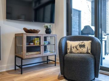 Les Laurentides - Balcony, Fireplace, Parking