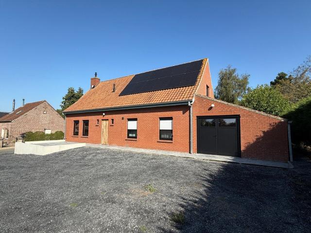 Alleenstaande woning te huur in Ichtegem met 3 slaapkamers