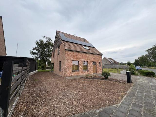 Alleenstaande woning met drie slaapkamers