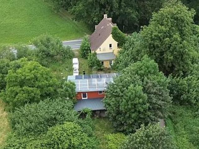 ALLEINLAGE IN OSTSEENÄHE AUF 5000 QM EIGENLAND