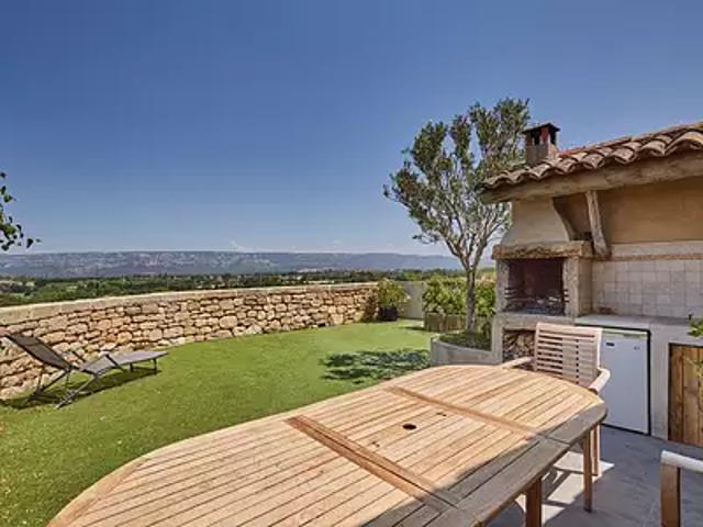 Alleins 13980 Achat / Vente maison 4 pièces t4 au dernier étage terrasse