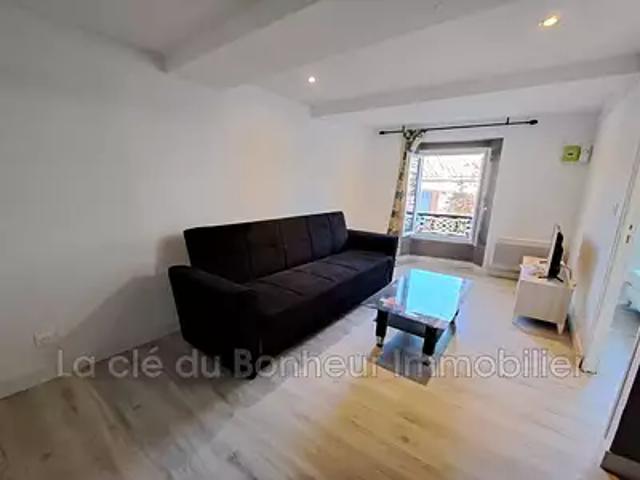 Allemagne en Provence 04500 Location appartement 2 pièces t2 au dernier étage