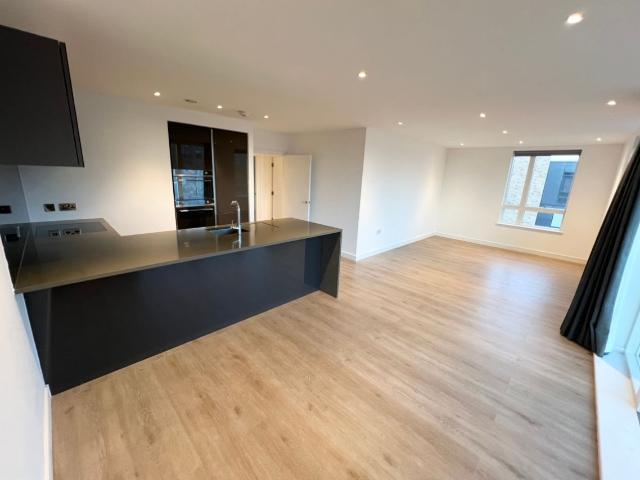 Allen House, Heritage Walk, Brentford TW8, 2 bed flat to rent, £2,750 pcm | PrimeLocation