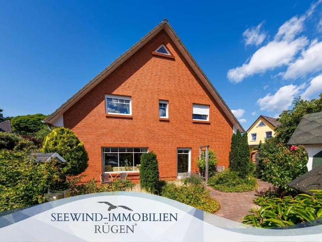 Alles unter einem Dach. Mehrfamilienhaus mit 3 Wohnung und Wellnessbereich im Ostseebad Baabe