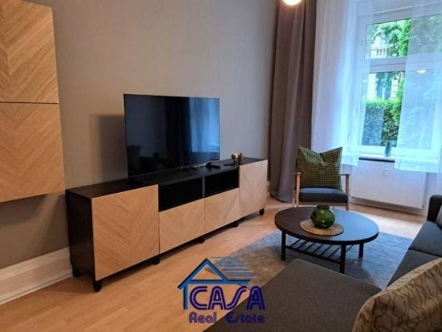 ALLES NEU: 2 Zimmer mit Balkon im WESTEND