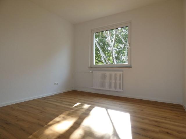 Alles neu! Citynahe 3 Zimmer Erdgeschoss Whg. mit Balkon!