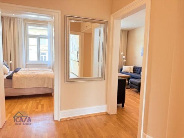 ALLES NEU im Altbau: 3 Zimmer mit Balkon im WESTEND