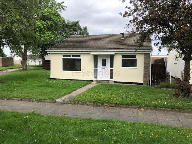 Allerdene Walk, Whickham, Newcastle Upon Tyne NE16, 2 bed detached bungalow to rent, £850 pcm | PrimeLocation