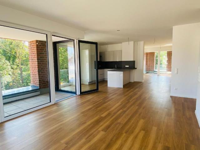 Allerinsel UND Celler Hafen im Blick! Elegantes Wohnen mit 2 Loggien, offene Küche, Gäste WC etc