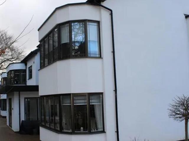 Allerton Road, Liverpool, L18 3JX, United Kingdom | 2 bed apartment for rent #140228359 | Rentberry