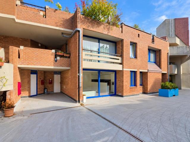 Alley Renovated ground floor with parking