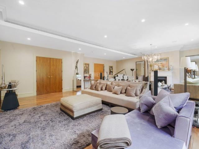 Allingham Court, The Bishops Avenue London N2