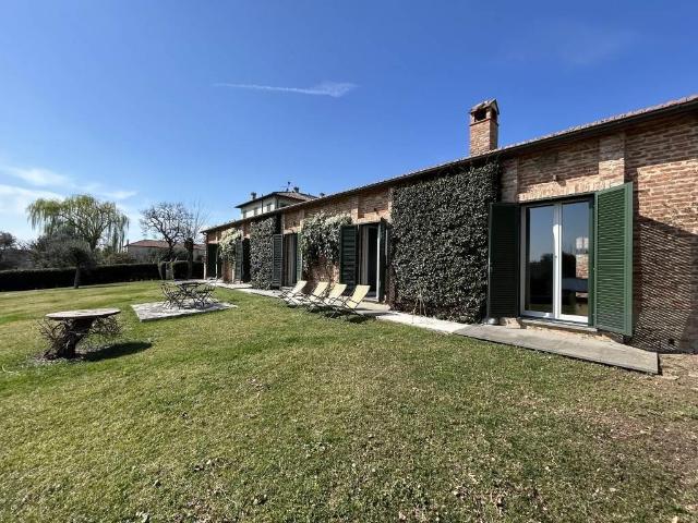 All'interno di un residence di alto livello, a 2 passi da og. 180m² Cortona