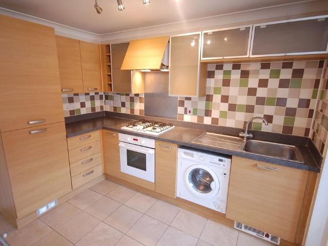Allisons Close, Thetford, IP24 1 bed flat to rent £850 pcm £196 pw