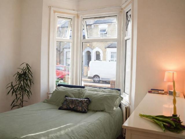 Alloa Road, Surrey Quays SE8, 5 bed shared accommodation to rent, £1,075 pcm | PrimeLocation