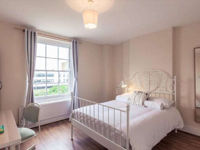 Alloa Road, London, SE8