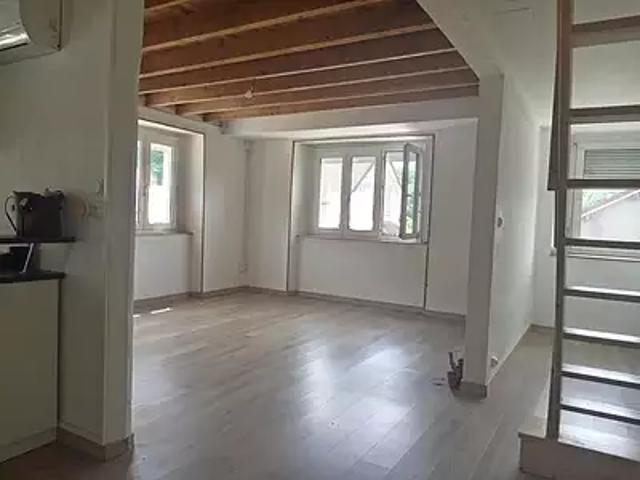 Allondans 25550 Achat / Vente appartement 3 pièces t3 au dernier étage cave
