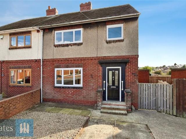 Allott Crescent, Jump, Barnsley, S74 3 bed semi detached house to rent £850 pcm £196 pw