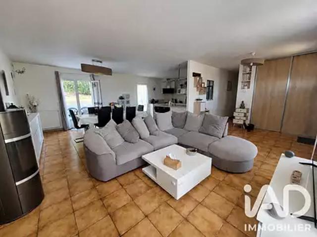 Alloue 16490 Achat / Vente maison 5 pièces t5 terrasse