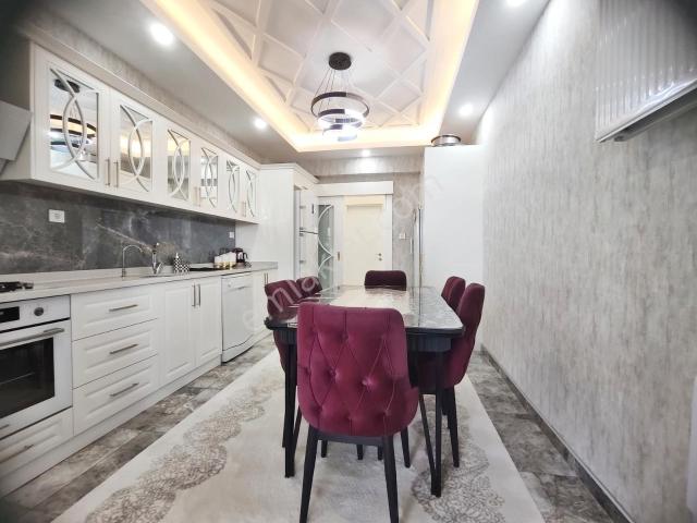Alpaslan 1'de Park Cephe Arakat Giyinme Odalı Masrafsz U.lüx 3+1