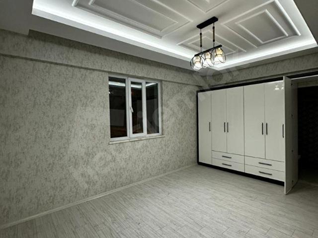 ALPASLAN MAHALLESİ NİN ENLUX DAİRESİ FIRSAT 3+5+1 DAİRE