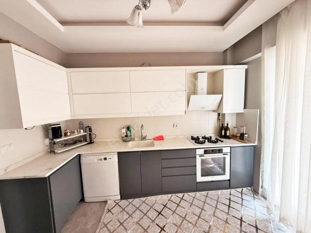 Alpaslan'da Arakat Yerden Isıtma Geniş Balkon Bakımlı 2+1 Daire