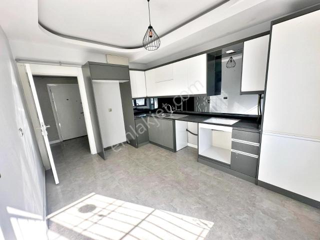 Alpaslan'da Çift Balkon Üç Cepheli Masrafsız Ultra Lüx 3+1 Daire