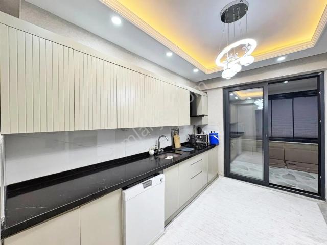 Alpaslan'da Park Yakını Site İçi Bakmlı Cam Balkon Yer.ısıtma2+1