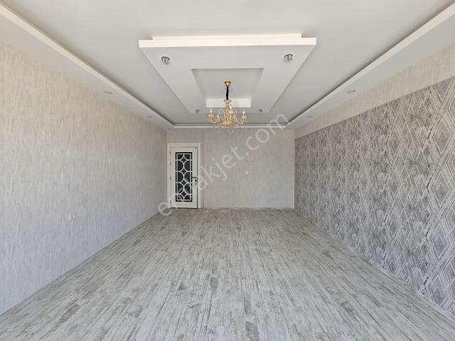 Alparslan2 'de Emsalsiz Rakama Ultra Geniş 3+1 Satılık Daire