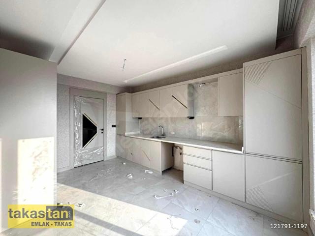 ALPARSLAN 1.BÖLGE OTURUMA HAZIR 3+1 DAİRE