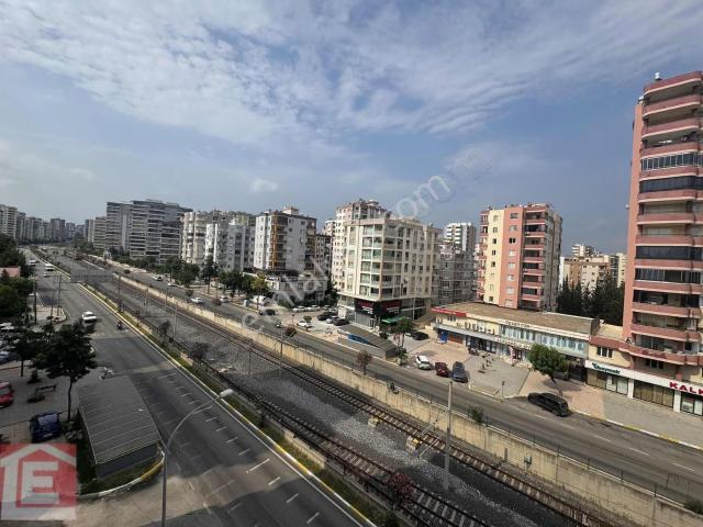 Alparslan Türkeş Blv Üzeri Yatay Mimari İskanlı Ful Yapılı