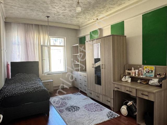 Alparslanda Ful Eşyalı Asansörlü Taşınabileceğiniz Kiralık Daire