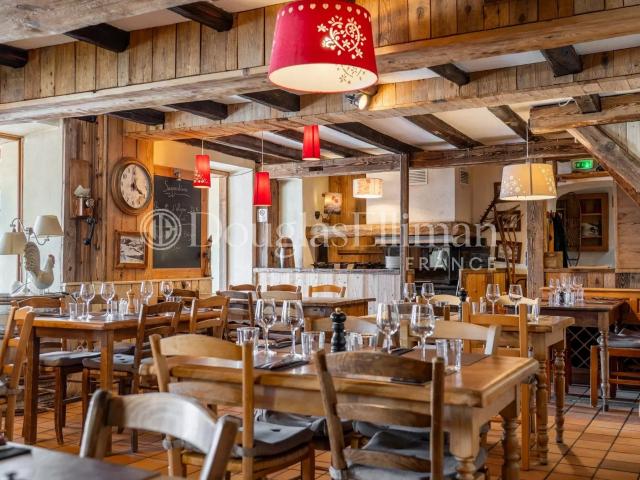 Alpe D’Huez – Chalet d’exception skis aux pieds, vue Écrins. 255m² Huez Alpe d'Huez
