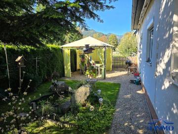 ALPEN REGION HOCHSCHWAB: Gepflegtes Haus im Verbund mit der Natur