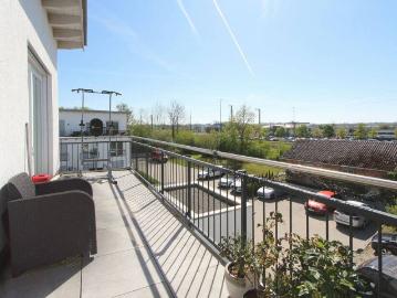 Alpenblick in erster Reihe Luxuriöse Dachgeschosswohnung mit großzügiger Dachterrasse
