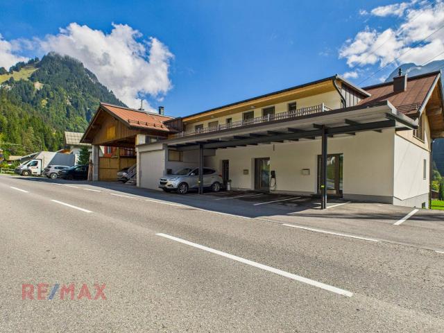 Alpenfeeling auf zwei Etagen – Maisonettewohnung mit Bergblick in Dalaas
