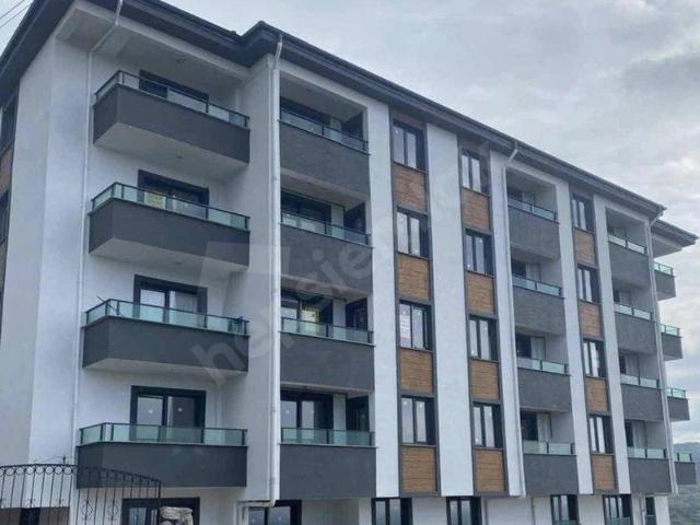 ALPHA EMLAK'TAN FİLYOSTA DENİZ MANZARALI SATILIK 2+1 DAİRE