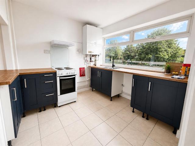 Alpha Road, London E4, 2 bed flat to rent, £1,800 pcm | PrimeLocation