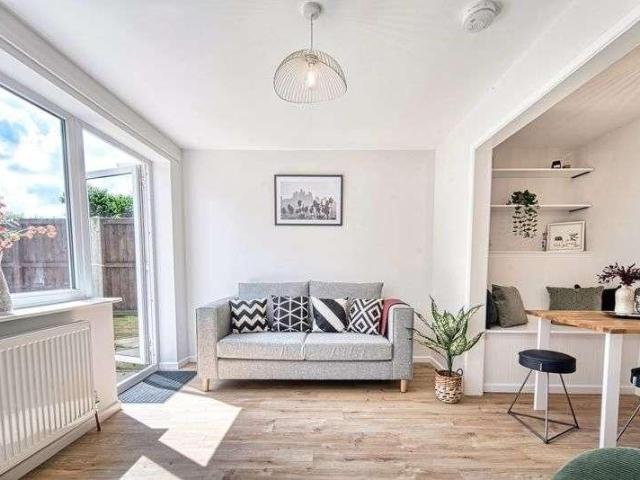 Alpha Road, Southville, BS3