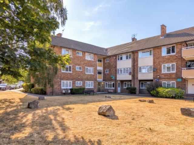 Alpha Road, Woking 2 bedrooms Property for lettings Seymours