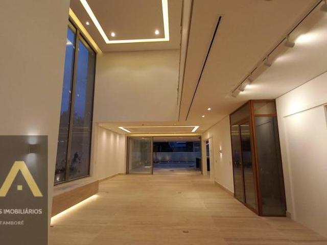 ALPHAVILLE, LINDA CASA COM 4 SUÍTES E ÓTIMA LOCALIZAÇÃO
