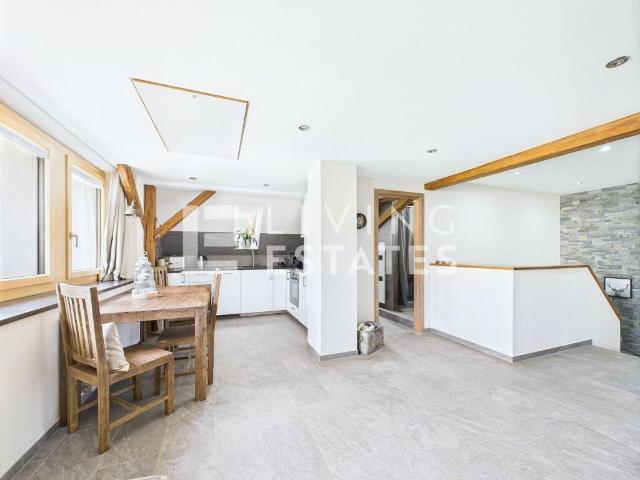 ALPINE CHIC. TOPMODERN. VIEL PLATZ