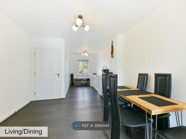Alpine Close, Epsom KT19, 4 bed terraced house to rent, £2,700 pcm | PrimeLocation