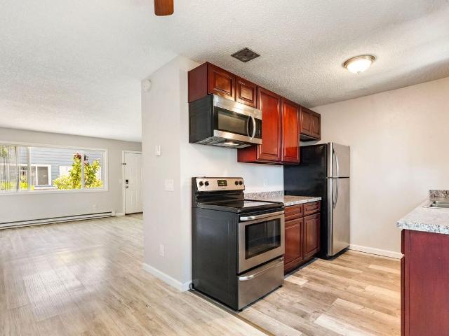 Alpine Crest 2 Bedroom Apartment for Rent at 22900 Ne Halsey St, Wood Village, OR 97060