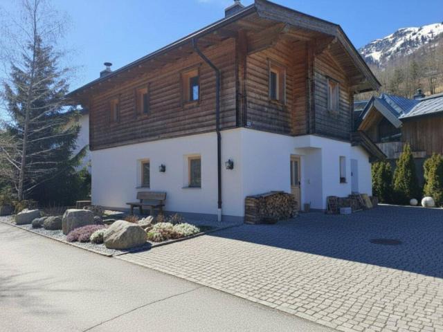 Alpine Prime Lage trifft auf Naturjuwel – Exklusive Residenz an der Aschauer Ache in Kirchberg