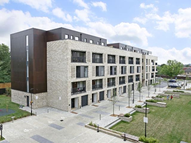 Alpine Road, London NW9, 2 bed flat to rent, £2,150 pcm | PrimeLocation